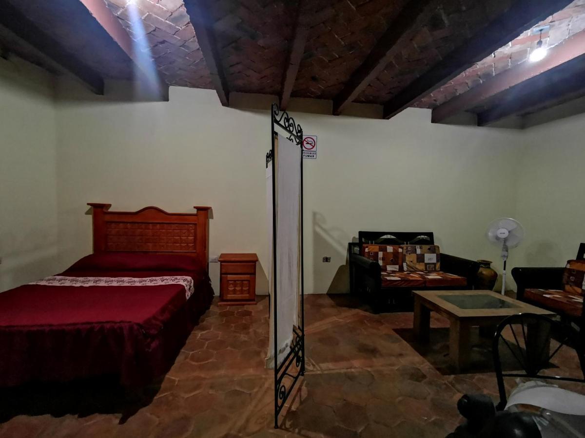 Hostel La Casa Del Abuelo San Miguel de Allende Zewnętrze zdjęcie