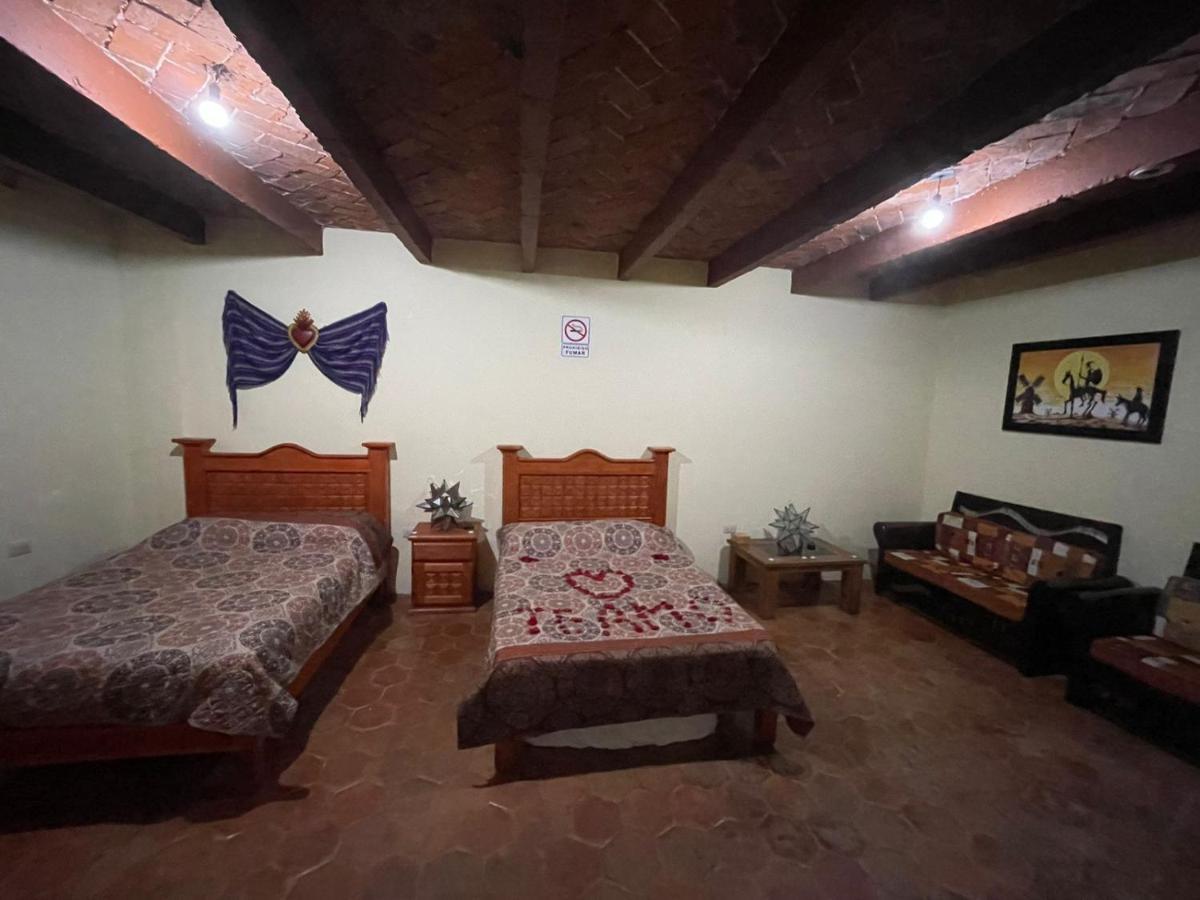 Hostel La Casa Del Abuelo San Miguel de Allende Zewnętrze zdjęcie